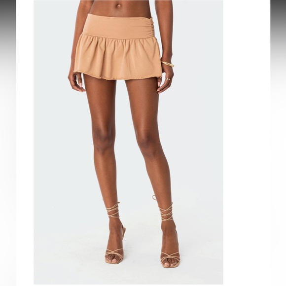 Edikted Dresses & Skirts - Edikted Ruffle Mini Skirt – Beige – Size M